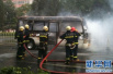 漯河一面包车行驶中自燃　幸无人员伤亡